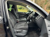 USED 2015 15 VOLKSWAGEN TIGUAN 2.0 TDI BlueMotion Tech Match SUV 5dr Diesel DSG 4WD Euro 5 (s/s) (140 ps) 