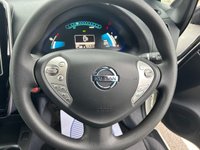 USED 2017 67 NISSAN LEAF 30kWh Acenta Hatchback 5dr Electric Auto (109 bhp) 