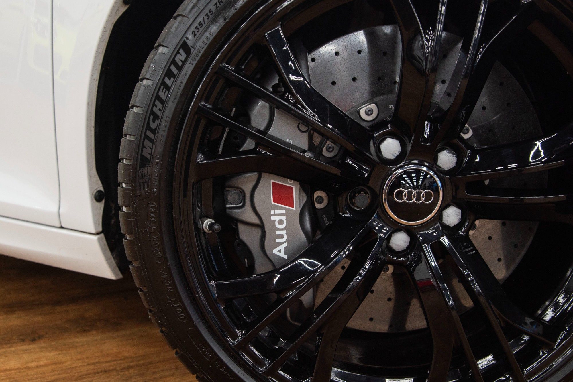 USED 2014 AUDI R8 5.2 FSI V10 Plus S Tronic quattro 