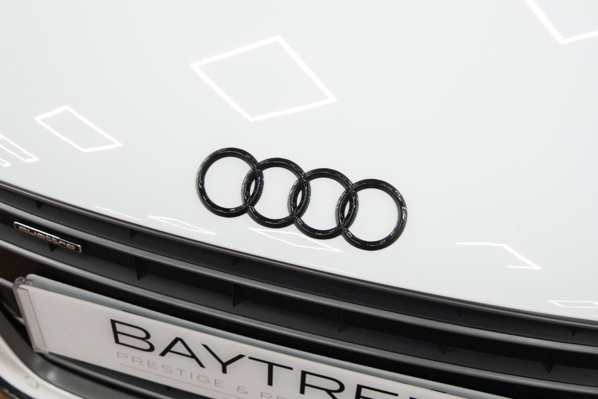 USED 2014 AUDI R8 5.2 FSI V10 Plus S Tronic quattro 
