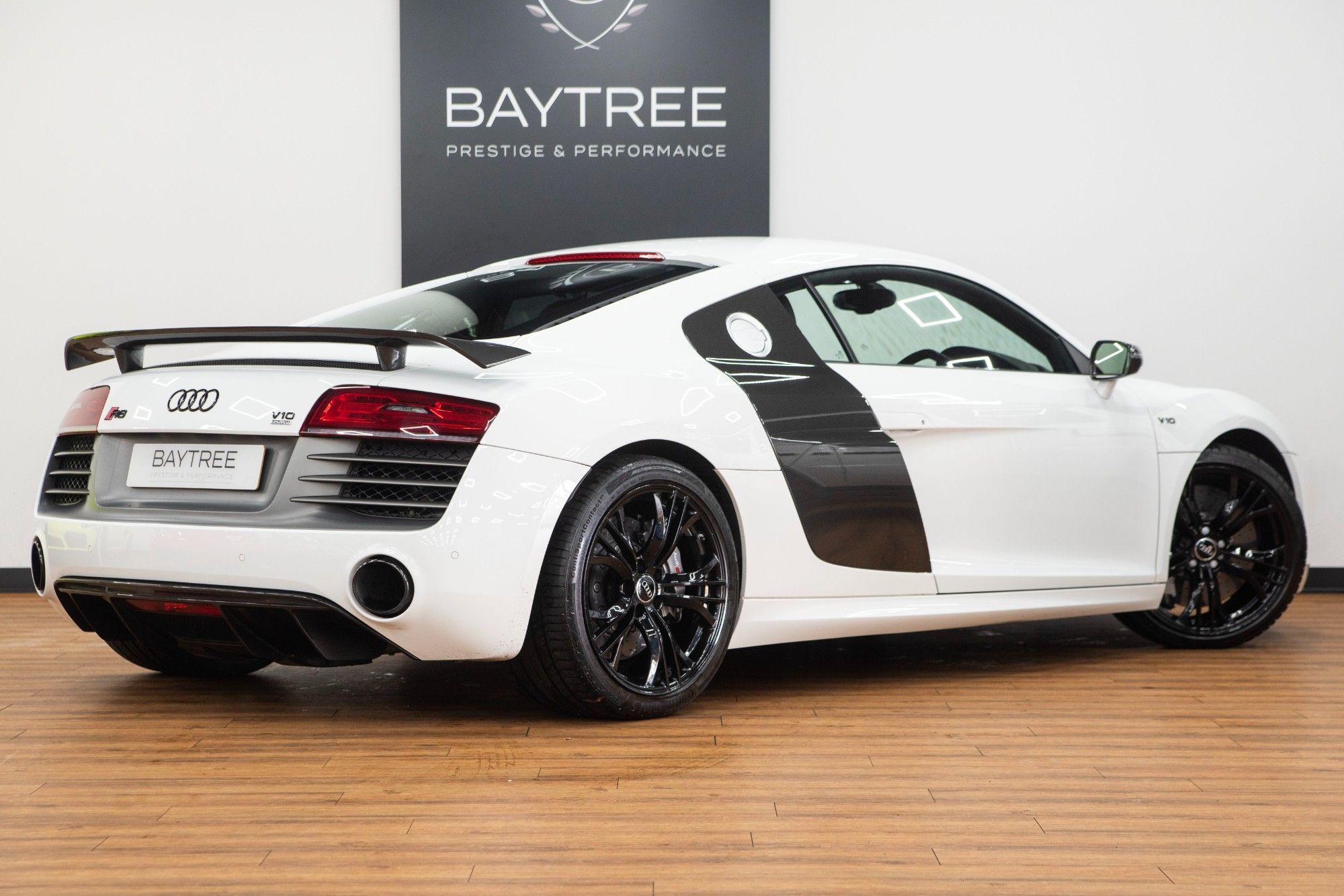 USED 2014 AUDI R8 5.2 FSI V10 Plus S Tronic quattro 