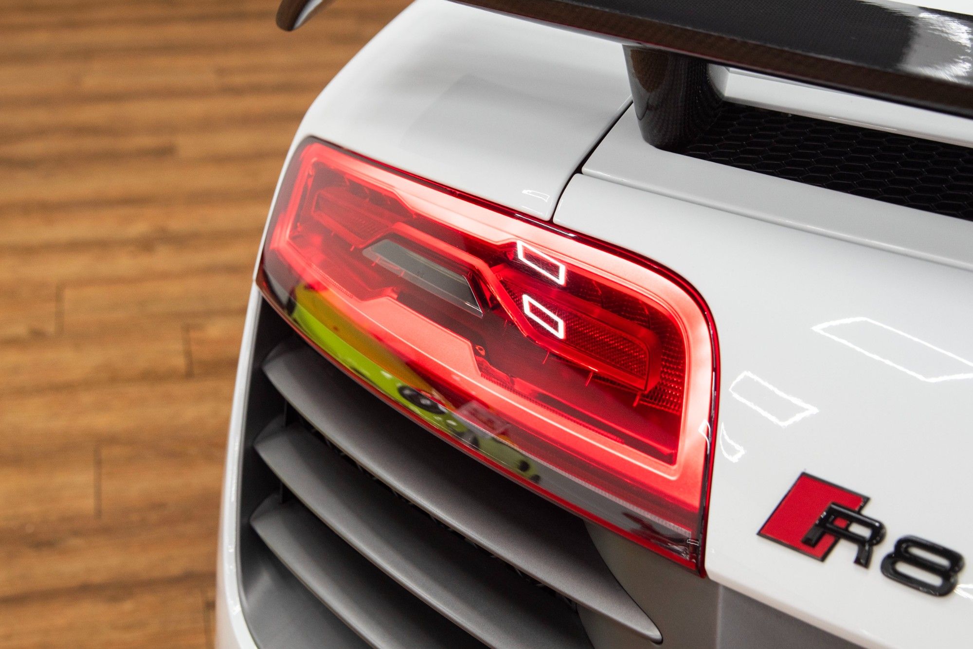 USED 2014 AUDI R8 5.2 FSI V10 Plus S Tronic quattro 