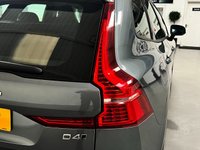 USED 2018 18 VOLVO XC60 2.0 D4 Momentum SUV 5dr Diesel Manual AWD Euro 6 (s/s) (190 ps) HEATLEATHER+PARKSENSE+NAVI+DAB