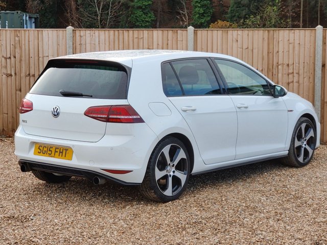 2015 VOLKSWAGEN GOLF - Photo 5