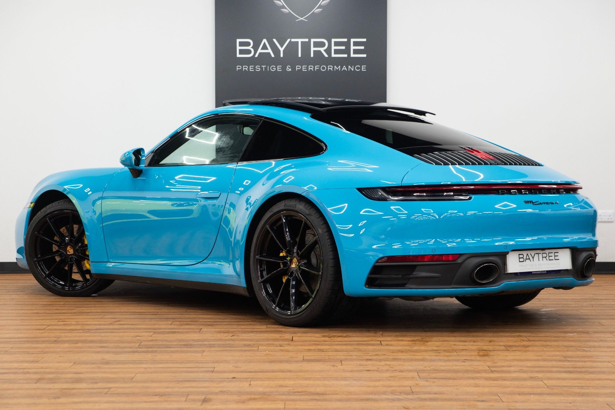 USED 2020 PORSCHE 911 3.0T 992 Carrera 4 Coupe PDK 