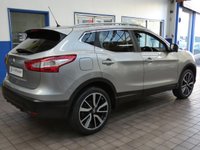 USED 2016 16 NISSAN QASHQAI 1.6 dCi Tekna SUV 5dr Diesel XTRON 2WD Euro 6 (s/s) (130 ps) SAT NAV LEATHER HEATED SEATS REAR VIEW CAMERA PANORAMIC SUNROOF PARKING SENSORS LADY OWNER EXCELLENT SERVICE HISTORY 6 SERVICES TO 47K MILES
