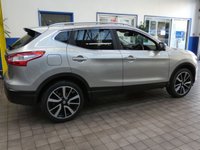 USED 2016 16 NISSAN QASHQAI 1.6 dCi Tekna SUV 5dr Diesel XTRON 2WD Euro 6 (s/s) (130 ps) SAT NAV LEATHER HEATED SEATS REAR VIEW CAMERA PANORAMIC SUNROOF PARKING SENSORS LADY OWNER EXCELLENT SERVICE HISTORY 6 SERVICES TO 47K MILES