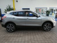 USED 2016 16 NISSAN QASHQAI 1.6 dCi Tekna SUV 5dr Diesel XTRON 2WD Euro 6 (s/s) (130 ps) SAT NAV LEATHER HEATED SEATS REAR VIEW CAMERA PANORAMIC SUNROOF PARKING SENSORS LADY OWNER EXCELLENT SERVICE HISTORY 6 SERVICES TO 47K MILES