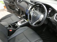 USED 2016 16 NISSAN QASHQAI 1.6 dCi Tekna SUV 5dr Diesel XTRON 2WD Euro 6 (s/s) (130 ps) SAT NAV LEATHER HEATED SEATS REAR VIEW CAMERA PANORAMIC SUNROOF PARKING SENSORS LADY OWNER EXCELLENT SERVICE HISTORY 6 SERVICES TO 47K MILES