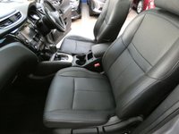 USED 2016 16 NISSAN QASHQAI 1.6 dCi Tekna SUV 5dr Diesel XTRON 2WD Euro 6 (s/s) (130 ps) SAT NAV LEATHER HEATED SEATS REAR VIEW CAMERA PANORAMIC SUNROOF PARKING SENSORS LADY OWNER EXCELLENT SERVICE HISTORY 6 SERVICES TO 47K MILES