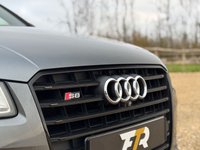 USED 2016 16 AUDI S8 4.0 TFSI V8 Plus Saloon 4dr Petrol Tiptronic quattro Euro 6 (s/s) (605 ps) 