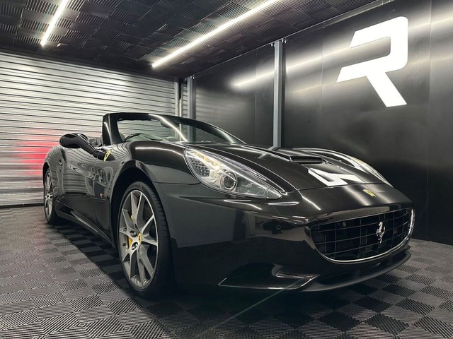 2009 Ferrari California Convertible (2009 - 2020)