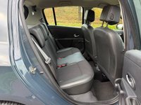 USED 2012 12 RENAULT CLIO 1.2 Dynamique TomTom Hatchback 5dr Petrol Manual Euro 5 (75 ps) 12 STAMPS IN ORIGINAL SERVICE BOOK