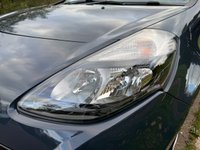 USED 2012 12 RENAULT CLIO 1.2 Dynamique TomTom Hatchback 5dr Petrol Manual Euro 5 (75 ps) 12 STAMPS IN ORIGINAL SERVICE BOOK