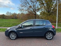 USED 2012 12 RENAULT CLIO 1.2 Dynamique TomTom Hatchback 5dr Petrol Manual Euro 5 (75 ps) 12 STAMPS IN ORIGINAL SERVICE BOOK