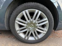 USED 2012 12 RENAULT CLIO 1.2 Dynamique TomTom Hatchback 5dr Petrol Manual Euro 5 (75 ps) 12 STAMPS IN ORIGINAL SERVICE BOOK