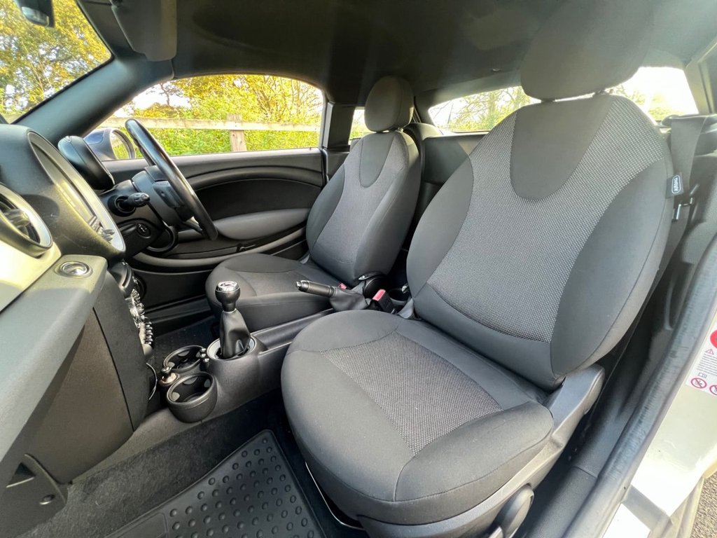 USED 2011 61 MINI COUPE Cooper // 1.6 // 2dr // Petrol // Manual // Euro 5 (s/s) (122 ps) // px swap 
