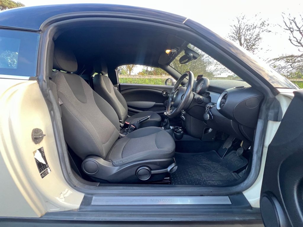 USED 2011 61 MINI COUPE Cooper // 1.6 // 2dr // Petrol // Manual // Euro 5 (s/s) (122 ps) // px swap 