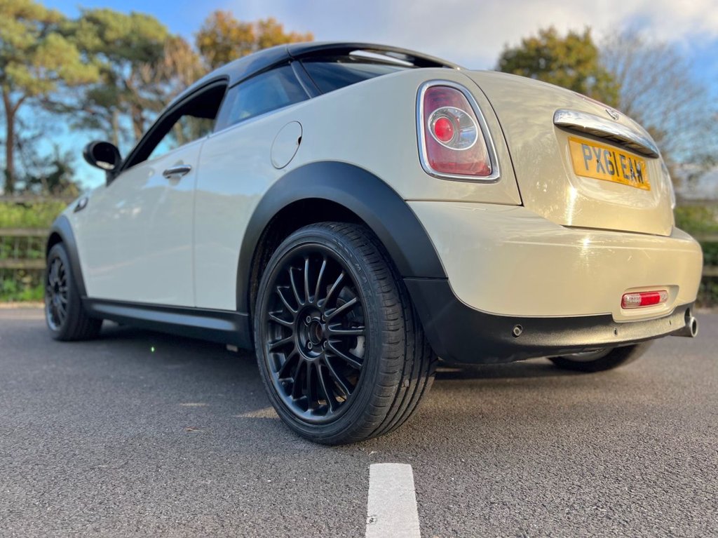 USED 2011 61 MINI COUPE Cooper // 1.6 // 2dr // Petrol // Manual // Euro 5 (s/s) (122 ps) // px swap 