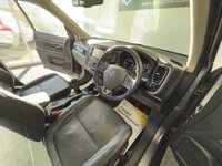 USED 2017 17 MITSUBISHI OUTLANDER 2.2 DI-D 4 SUV 5dr Diesel Manual 4WD Euro 6 (s/s) (147 ps) SUNROOF SATNAV HEATED SEATS