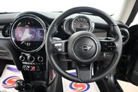 USED 2021 71 MINI HATCH 1.5 Cooper Classic Hatchback 3dr Petrol Manual Euro 6 (s/s) (136 ps) LOW MILES  ONLY 12900 WITH DEALER SERVICE HISTORY  TWO KEYS  FACELIFT MODEL