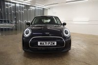 USED 2021 71 MINI HATCH 1.5 Cooper Classic Hatchback 3dr Petrol Manual Euro 6 (s/s) (136 ps) LOW MILES  ONLY 12900 WITH DEALER SERVICE HISTORY  TWO KEYS  FACELIFT MODEL