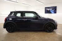 USED 2021 71 MINI HATCH 1.5 Cooper Classic Hatchback 3dr Petrol Manual Euro 6 (s/s) (136 ps) LOW MILES  ONLY 12900 WITH DEALER SERVICE HISTORY  TWO KEYS  FACELIFT MODEL