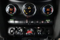 USED 2021 71 MINI HATCH 1.5 Cooper Classic Hatchback 3dr Petrol Manual Euro 6 (s/s) (136 ps) LOW MILES  ONLY 12900 WITH DEALER SERVICE HISTORY  TWO KEYS  FACELIFT MODEL