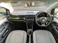 USED 2015 65 VOLKSWAGEN UP! 1.0 Move up! Hatchback 5dr Petrol Manual Euro 6 (60 ps) FULL SERVICE HISTORY