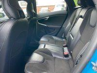 USED 2015 65 VOLVO V40 2.0 T2 R-Design Hatchback 5dr Petrol Manual Euro 6 (s/s) (122 ps) GREAT SERVICE HISTORY 7 SERVS