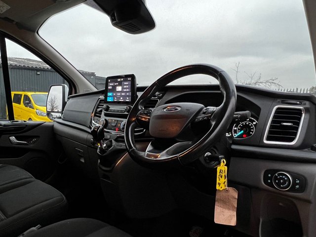 2020 Ford Transit Custom 2L Limited 5dr - Photo 6