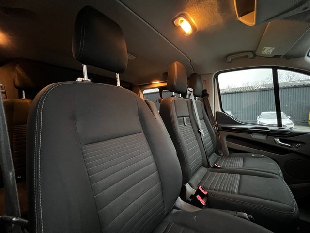 2020 Ford Transit Custom 2L Limited 5dr - Photo 7