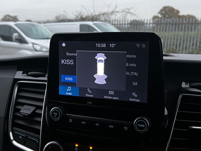 2020 Ford Transit Custom 2L Limited 5dr - Photo 11