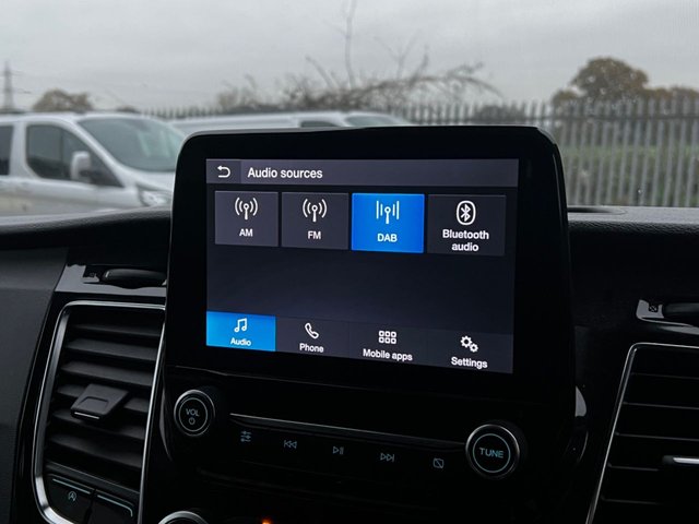 2020 Ford Transit Custom 2L Limited 5dr - Photo 12