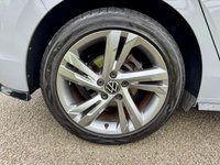 USED 2020 70 VOLKSWAGEN GOLF 1.5 TSI R-Line Hatchback 5dr Petrol Manual Euro 6 (s/s) (130 ps) 