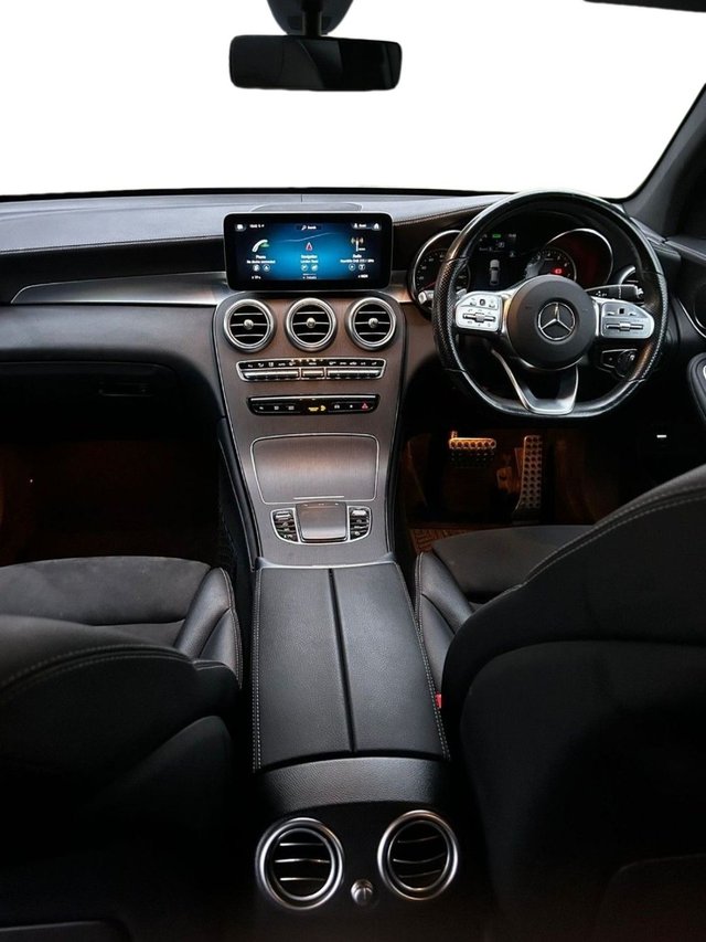 2020 Mercedes-Benz GLC - Photo 10