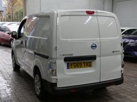 USED 2020 69 NISSAN e-NV200 40kWh Acenta Panel Van 5dr Electric Auto SWB (Quick Charge) (109 ps) &pound;0 ROAD TAX AIR CON CRUISE CONTROL REAR VIEW CAMERA 1 OWNER SERVICE HISTORY WARRANTY