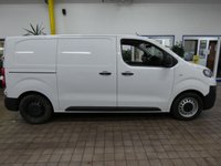 USED 2021 71 PEUGEOT E-EXPERT e 1200 75kWh Professional Standard Panel Van 6dr Electric Auto MWB (136 ps) BRILLIANT VAUXHALL VIVARO EQUIVALENT &pound;0 ROAD TAX, 3 SEAT APP SAT NAV AIR CON CRUISE CONTROL PARKING SENSORS 1 OWNER SERVICE HISTORY WARRANTY