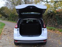 USED 2016 66 RENAULT GRAND SCENIC 1.5 dCi Dynamique Nav MPV 5dr Diesel Manual Euro 6 (s/s) (110 ps) www.suffolkcarcentre.co.uk - Located at Ilketshall