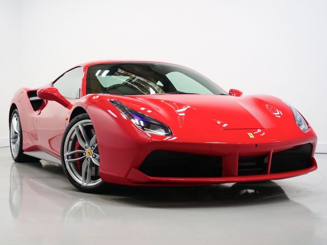 2016 Ferrari 488 3.9T V8 GTB F1 DCT