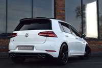 USED 2017 R VOLKSWAGEN GOLF 2.0 TSI R Hatchback 5dr Petrol DSG 4Motion Euro 6 (s/s) (310 ps) PAN ROOF / LEATHER / DYNAUDIO