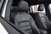 USED 2017 R VOLKSWAGEN GOLF 2.0 TSI R Hatchback 5dr Petrol DSG 4Motion Euro 6 (s/s) (310 ps) PAN ROOF / LEATHER / DYNAUDIO