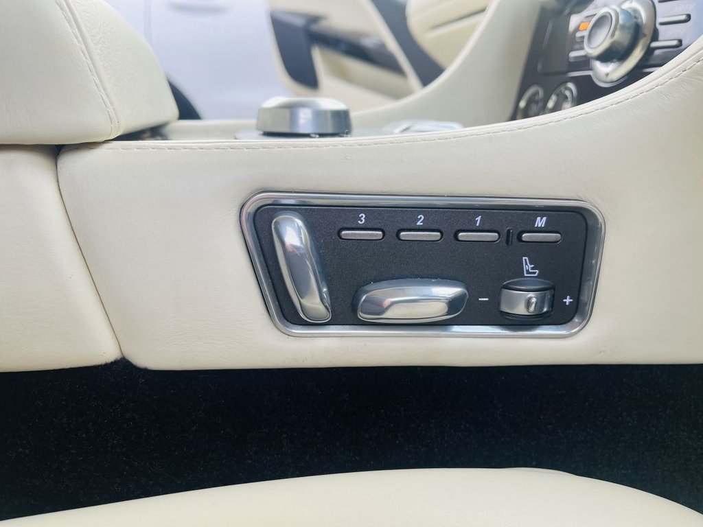 USED 2013 13 ASTON MARTIN RAPIDE S 6.0 V12 S Saloon 4dr Petrol T-TronicII Euro 5 (550 bhp) Ventilated Seats, Ext. Carbon