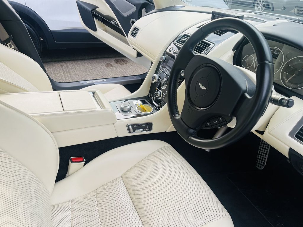 USED 2013 13 ASTON MARTIN RAPIDE S 6.0 V12 S Saloon 4dr Petrol T-TronicII Euro 5 (550 bhp) Ventilated Seats, Ext. Carbon