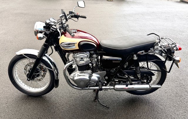 2004 04 Kawasaki W650 Roadster Retro