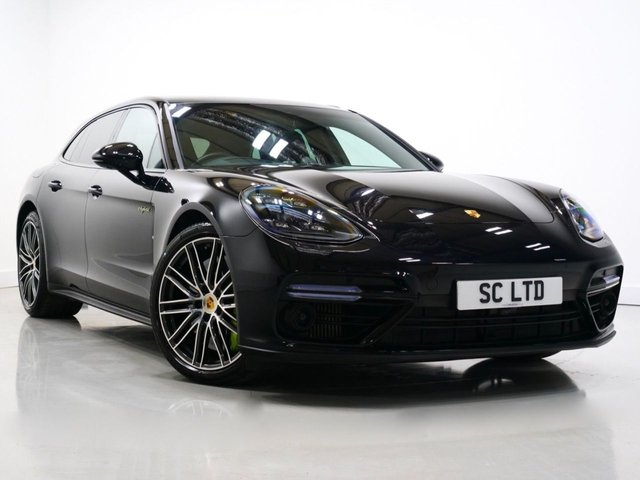 2019 Porsche Panamera 4 E-HYBRID SPORT TURISMO