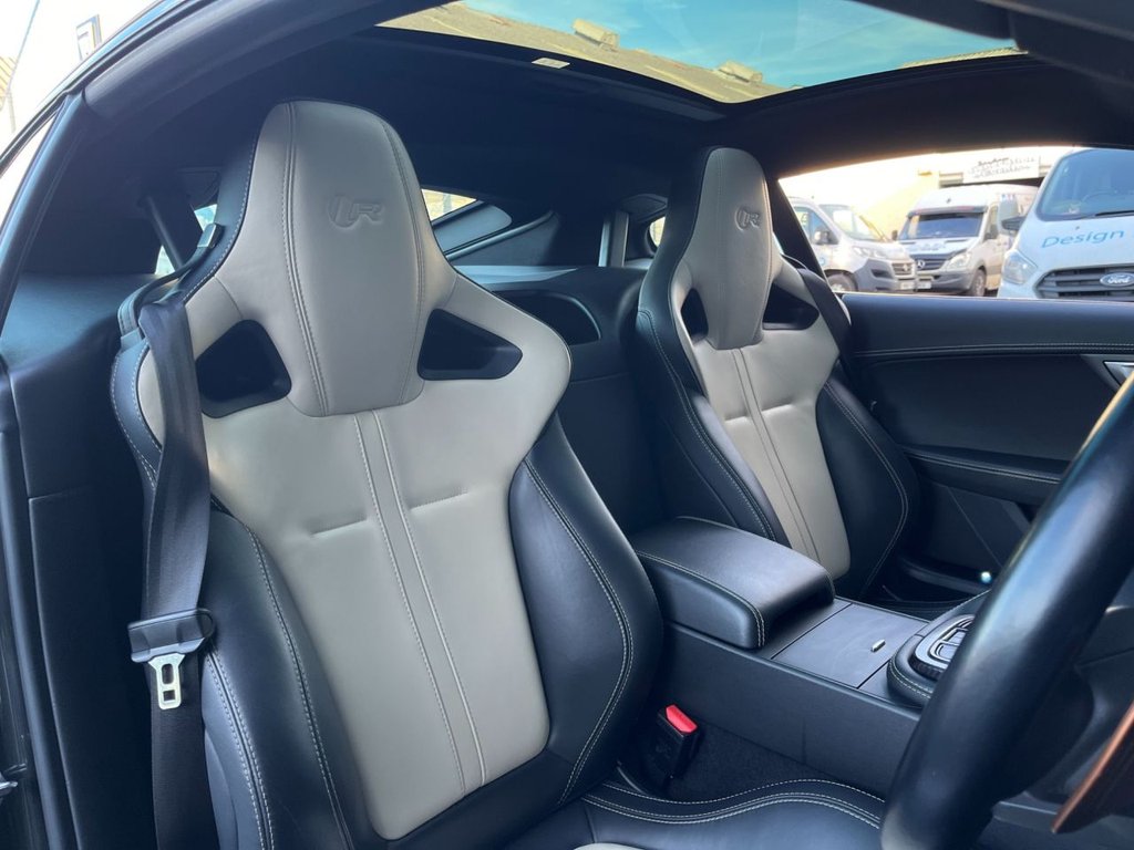 USED 2015 15 JAGUAR F-TYPE 5.0 V8 R Coupe 2dr Petrol Auto Euro 5 (s/s) (550 ps) 