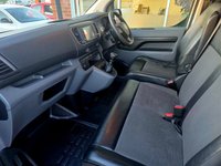 USED 2020 70 VAUXHALL VIVARO 1.5 Turbo D 2900 Dynamic Panel Van 6dr Diesel Manual L2 H1 Euro 6 (s/s) (100 ps) LWB, APPLE AND ANDRIOD CAR PLAY