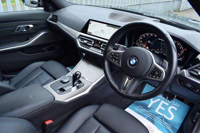 View our BMW 3 SERIES