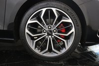 USED 2022 72 FORD FOCUS 1.0T EcoBoost MHEV ST-Line Vignale 5dr DCT (APPLE CAR PLAY) 